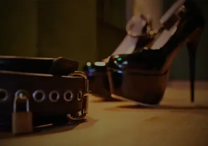 Die Lounge Domina Studio Verdant Obscura Hamburg